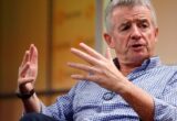 Șeful Ryanair neagă faptul că un bărbat ar fi fost aspirat pe geamul spart al unui avion: „Aceste afirmații sunt lipsite de sens”