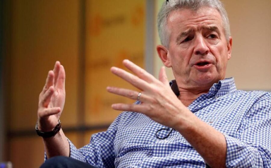 Șeful Ryanair neagă faptul că un bărbat ar fi fost aspirat pe geamul spart al unui avion: „Aceste afirmații sunt lipsite de sens”