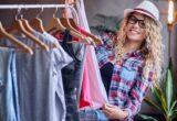 Cele mai bizare obiceiuri vestimentare ale fiecărei generații: odată erau la modă, astăzi par de neînțeles