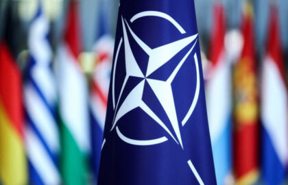 O stagiară la NATO a fost arestată pentru spionaj, la cartierul general strategic din Belgia