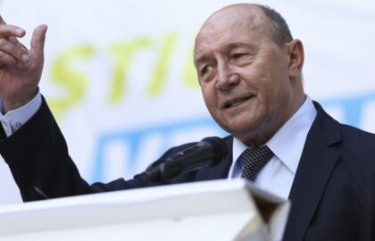 Băsescu: „Trebuie negociat cu ucrainenii să nu se mai joace cu dronele”. Fostul președinte critică achizițiile Armatei