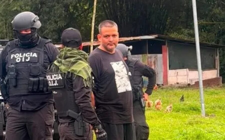 VIDEO ‘El Diablo’, traficantul pentru care SUA ofereau o recompensă de 500.000 de dolari, a fost arestat. Un mort și opt polițiști răniți în operațiunea de capturare