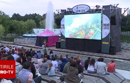 Cinema „sub stele” în Sectorul 6 al Capitalei. Peste 100 de oameni au urmărit filme în aer liber, în Parcul Drumul Taberei