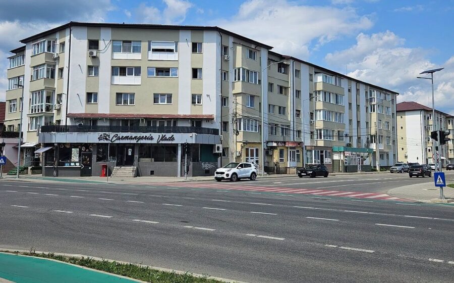 Primăria Alba Iulia a recepționat lucrările de renovare a trei blocuri din municipiu. Cât a fost investiția