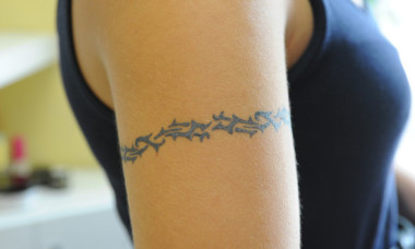 Ce se &icirc;nt&acirc;mplă, de fapt, &icirc;n organism după ce &icirc;ți faci un tatuaj. Descoperirea care i-a pus pe g&acirc;nduri pe oamenii de știință