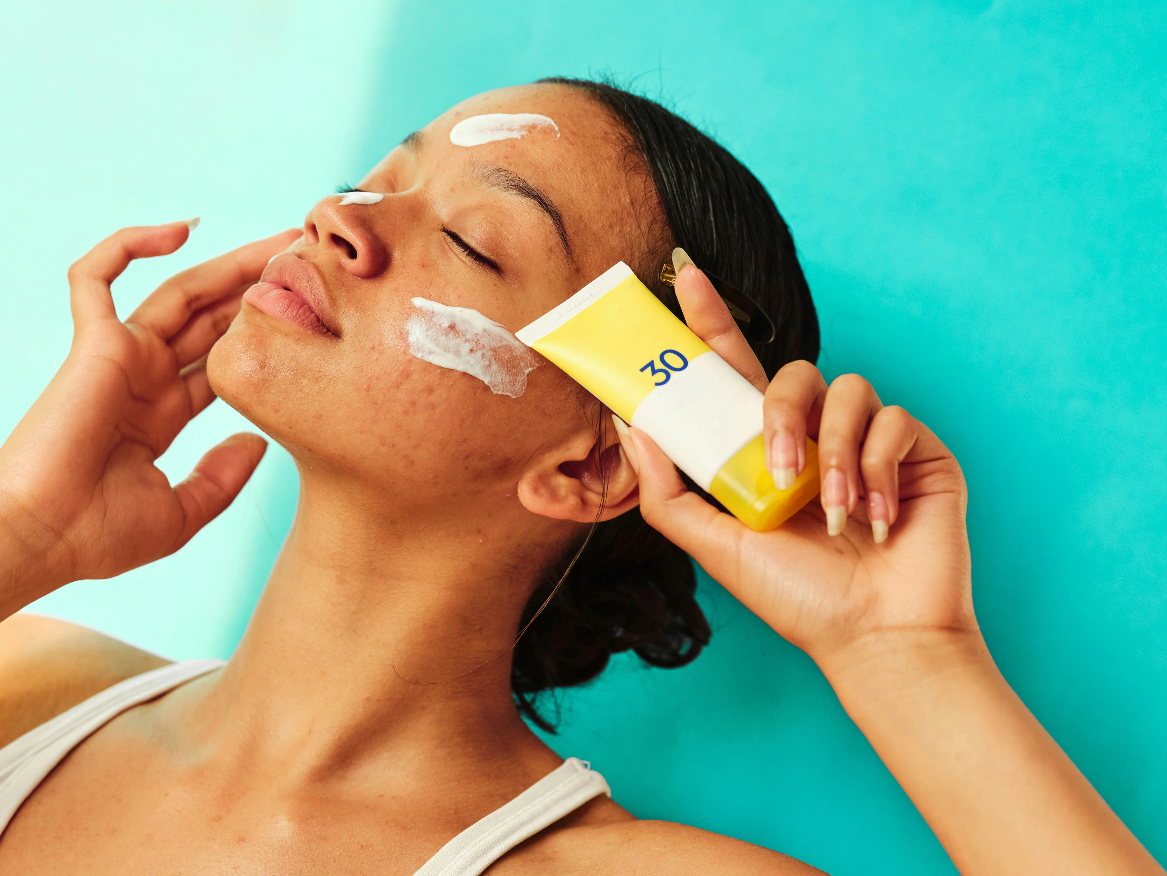 Unele persoane care folosesc SPF au un risc mai mare de cancer de piele